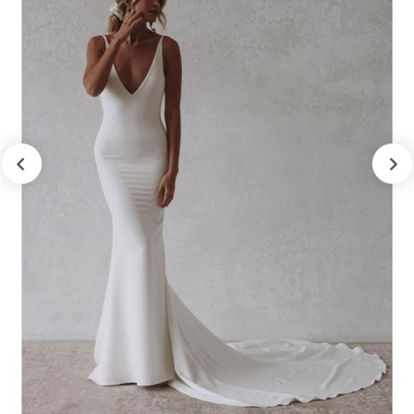 Made with Love Dresses & Skirts - Elegant White Backless Dress